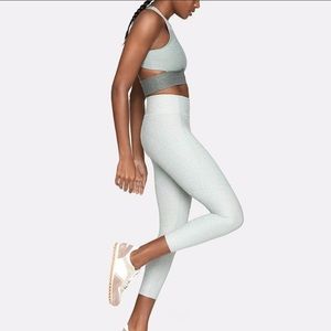 OV Set | Warmup Leggings & Tri-Tone Slash Crop Top